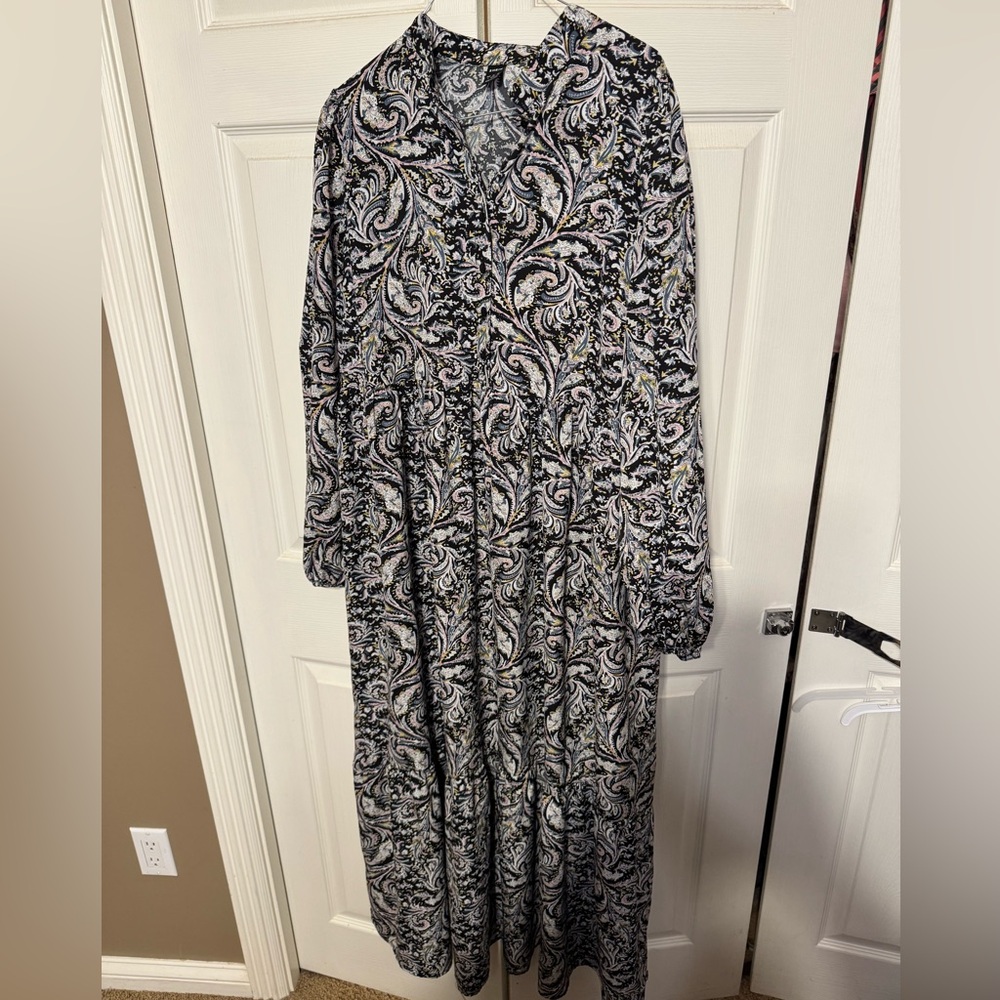 SHEIN Black and White Paisley Long Sleeve Dress